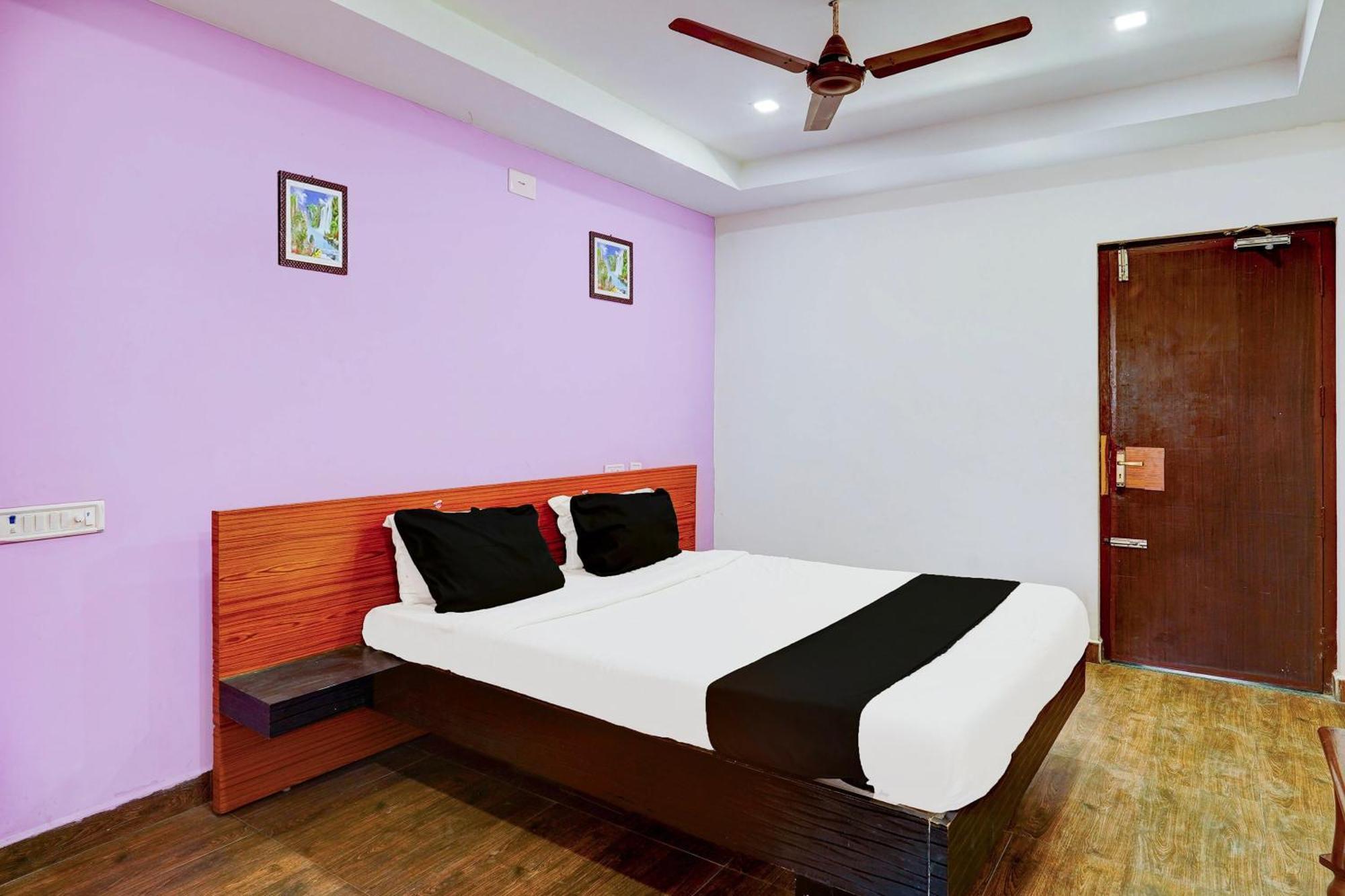 Hotel O Ambur Exterior photo