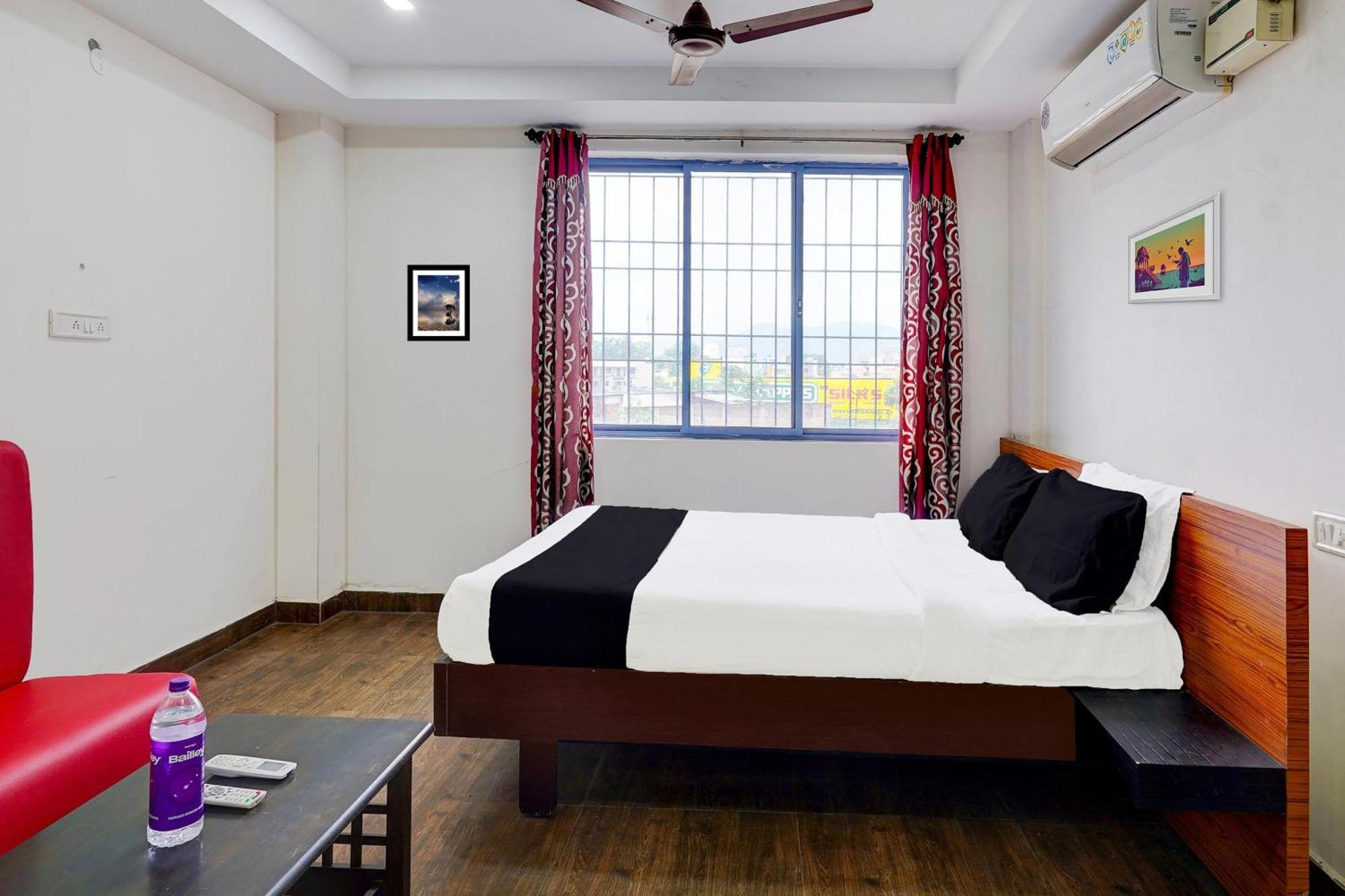 Hotel O Ambur Exterior photo