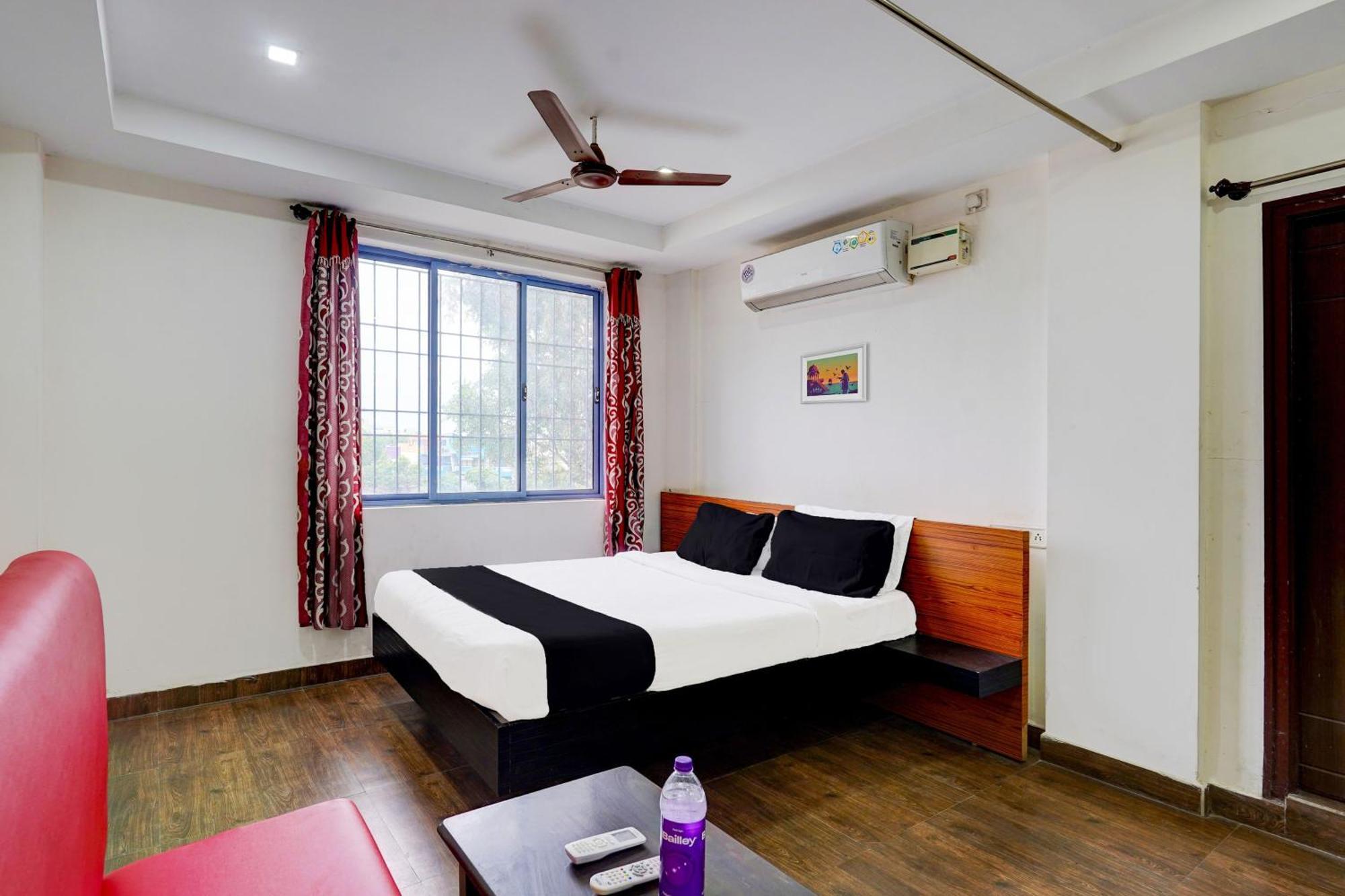 Hotel O Ambur Exterior photo