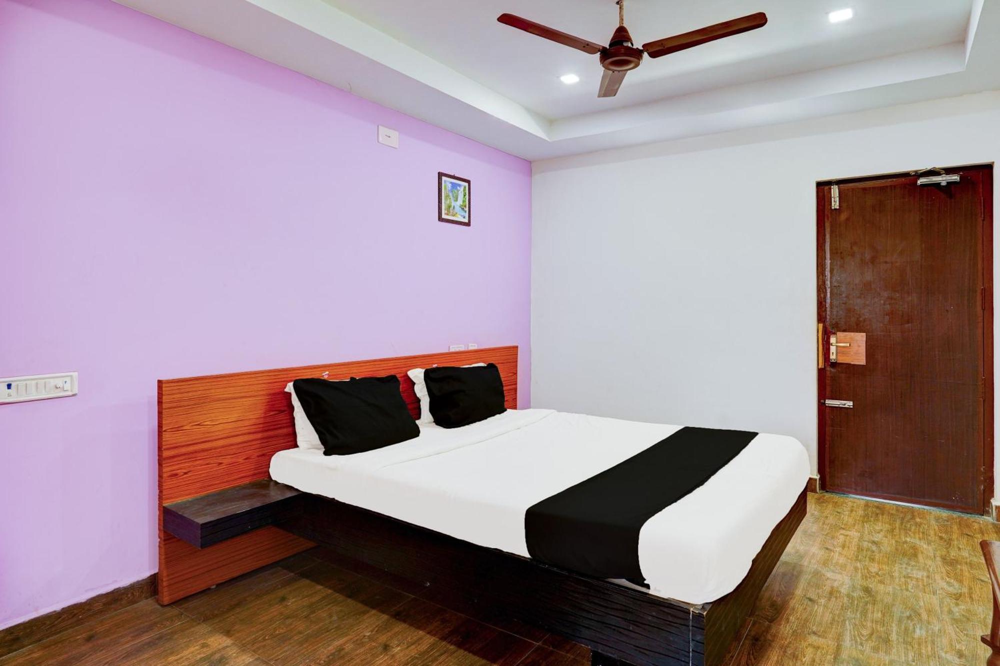 Hotel O Ambur Exterior photo
