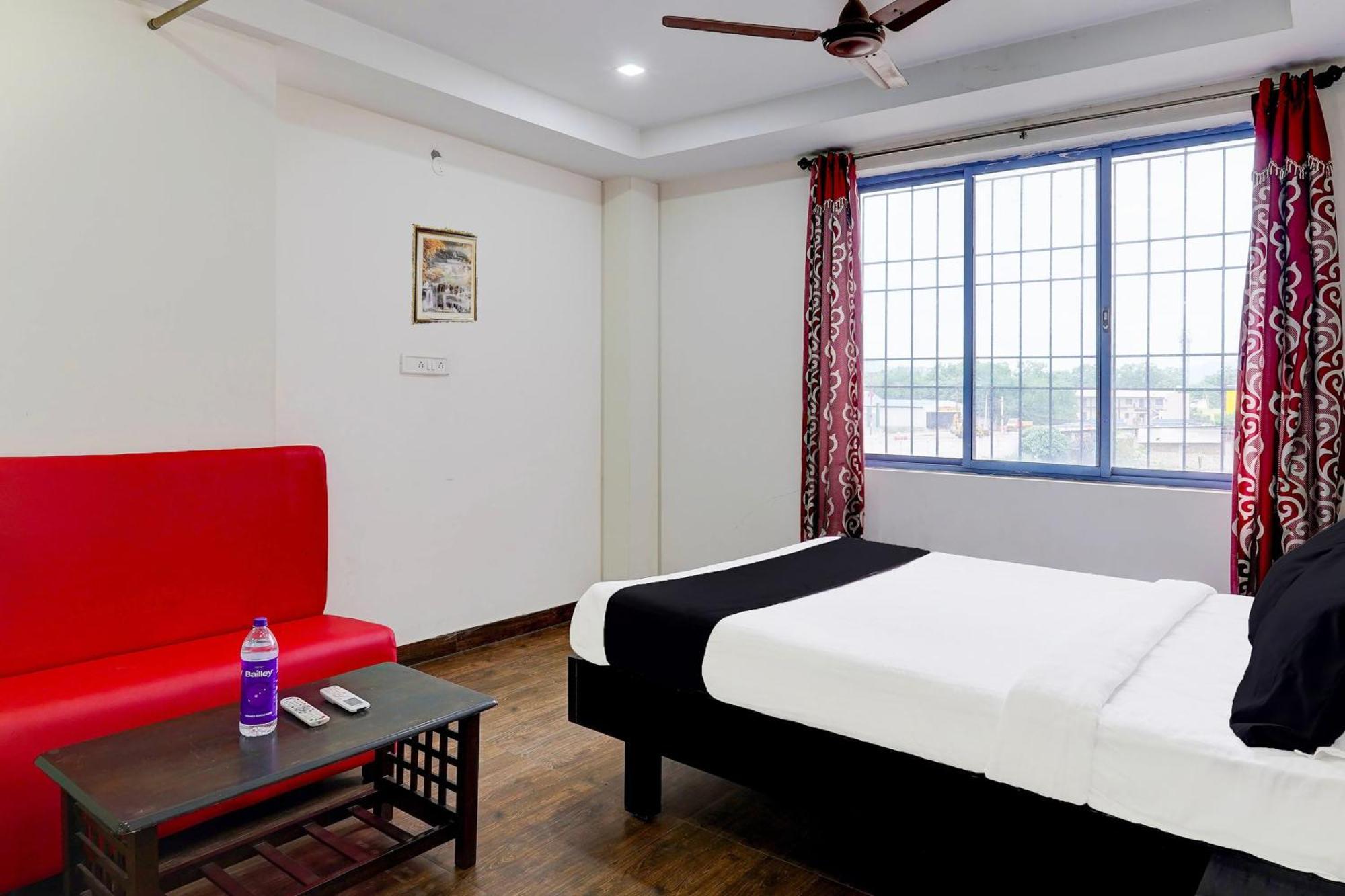 Hotel O Ambur Exterior photo