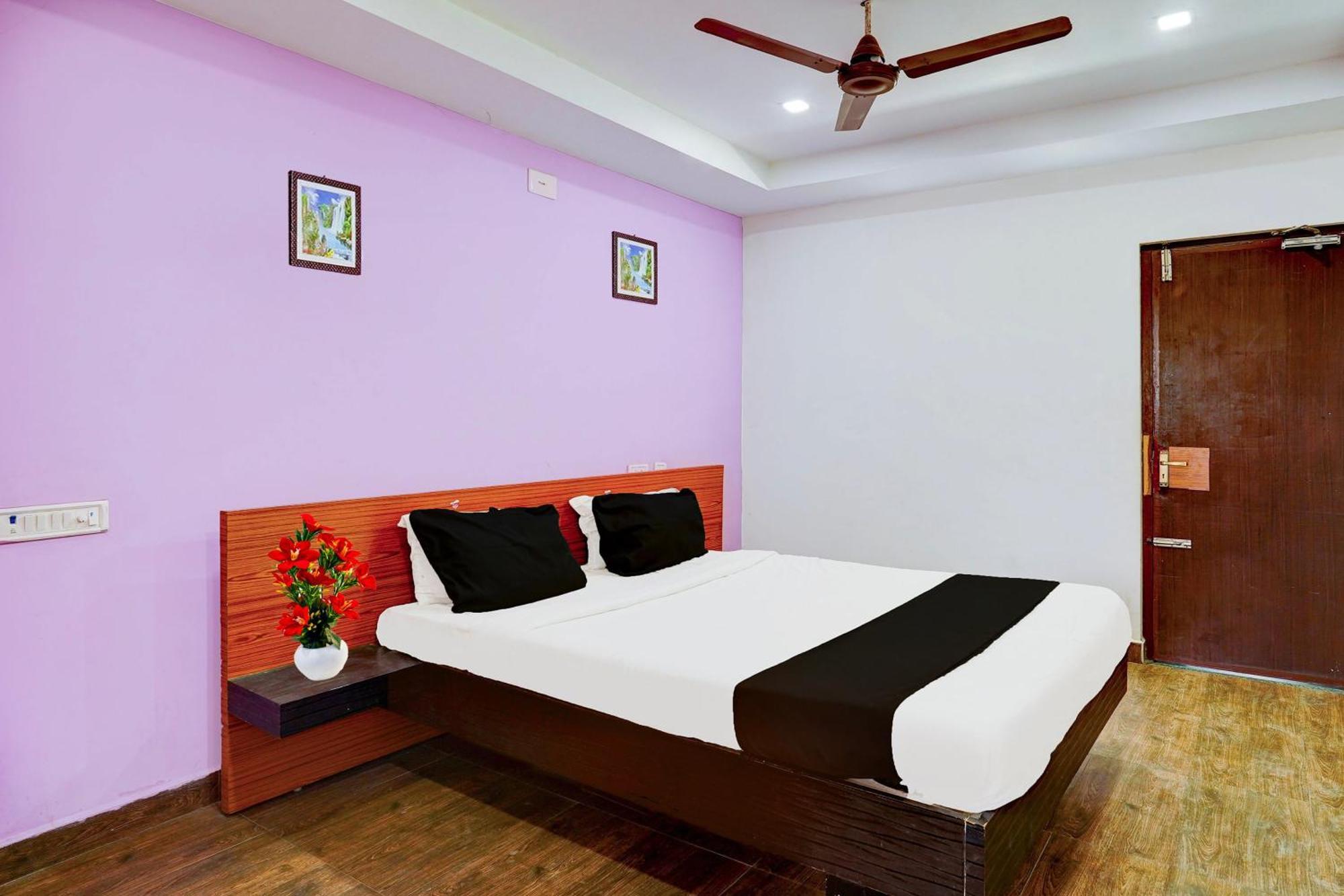 Hotel O Ambur Exterior photo