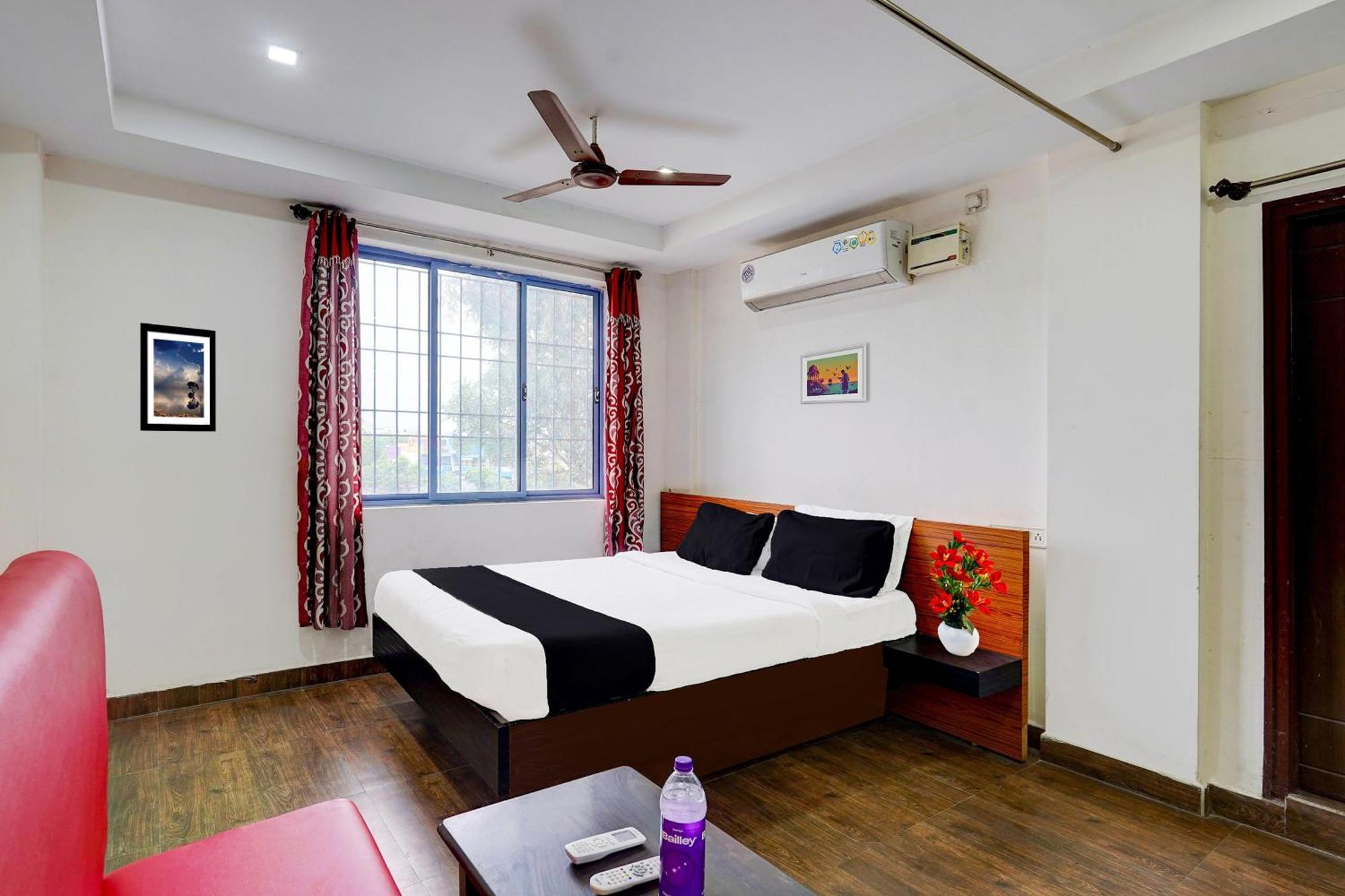 Hotel O Ambur Exterior photo